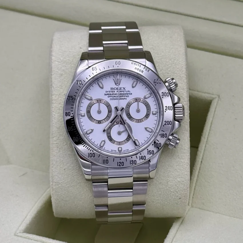 Rolex Daytona 116520 White Dial. 2007 Z Serial Box + Papers. Immaculate